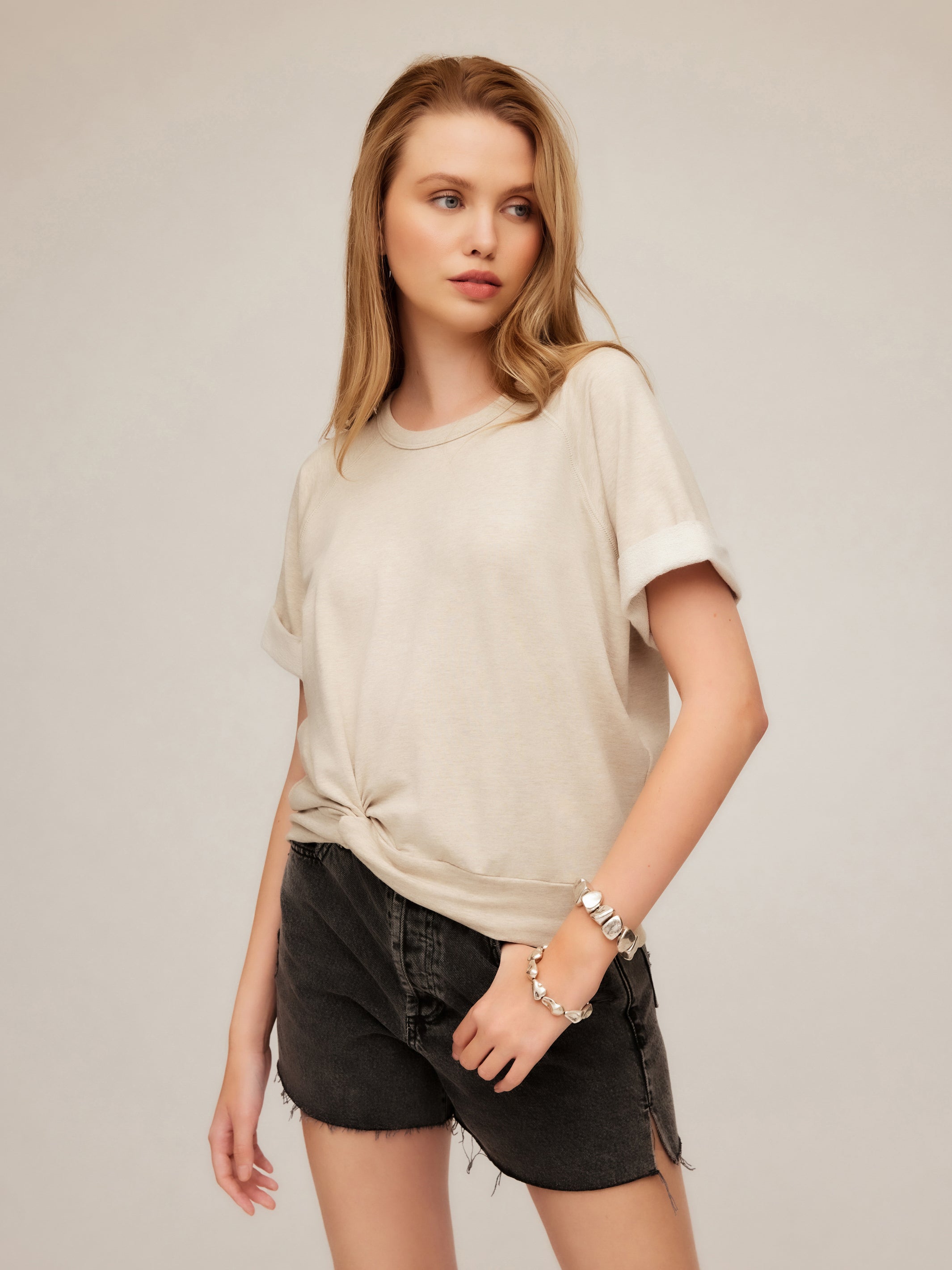 Meg Short Sleeve Twist Hem Top